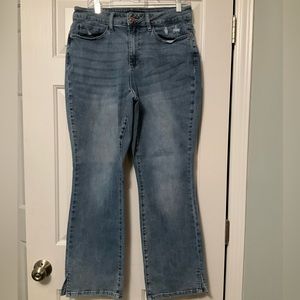 Judy Blue Slim Bootcut Sz 14W